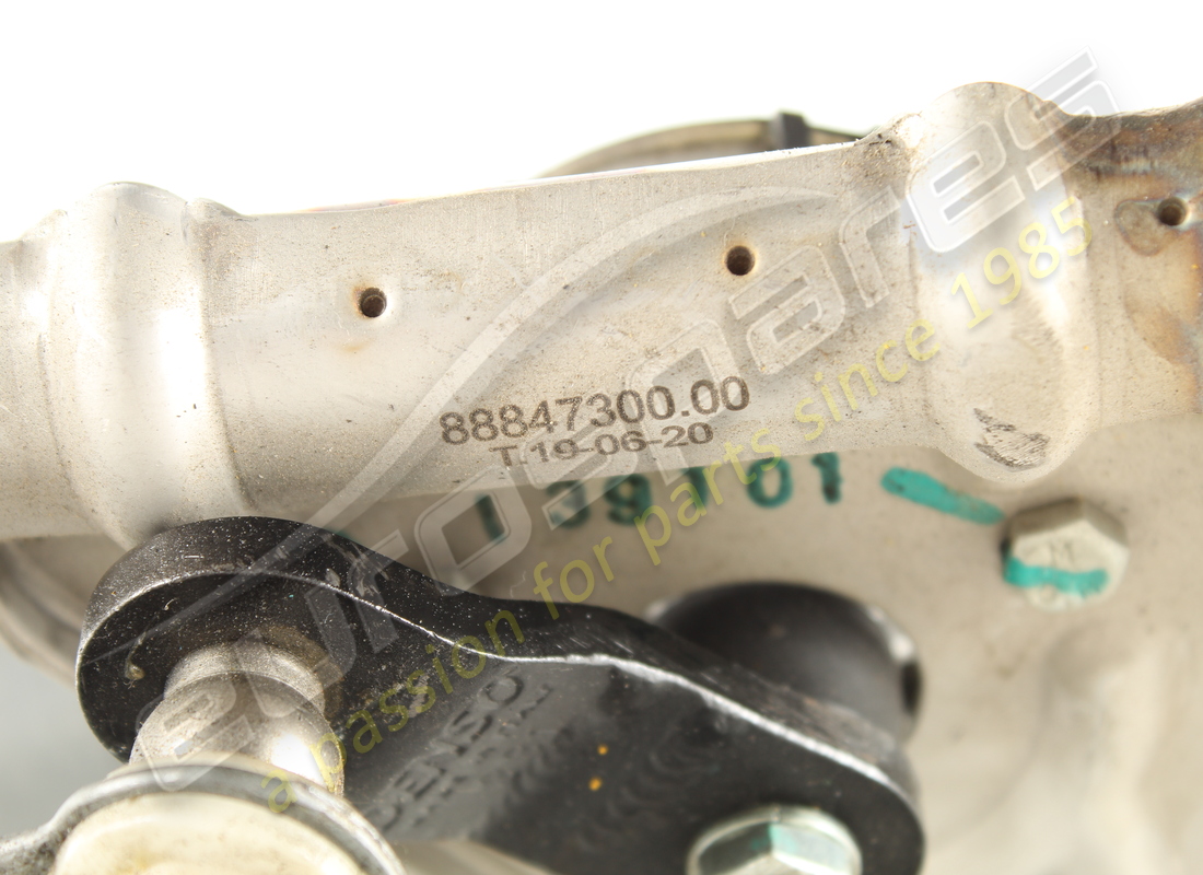 GRUPPO TERGICRISTALLO COMPLETO USATO FERRARI. NUMERO PARTE 88847300 (5) gruppo tergicristallo completo usato ferrari. numero parte 88847300 (5)