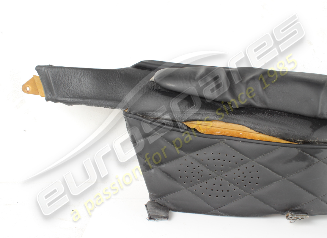 copertura cinghia sx danneggiata ferrari in nero vm8500. numero parte 64584100 (2)