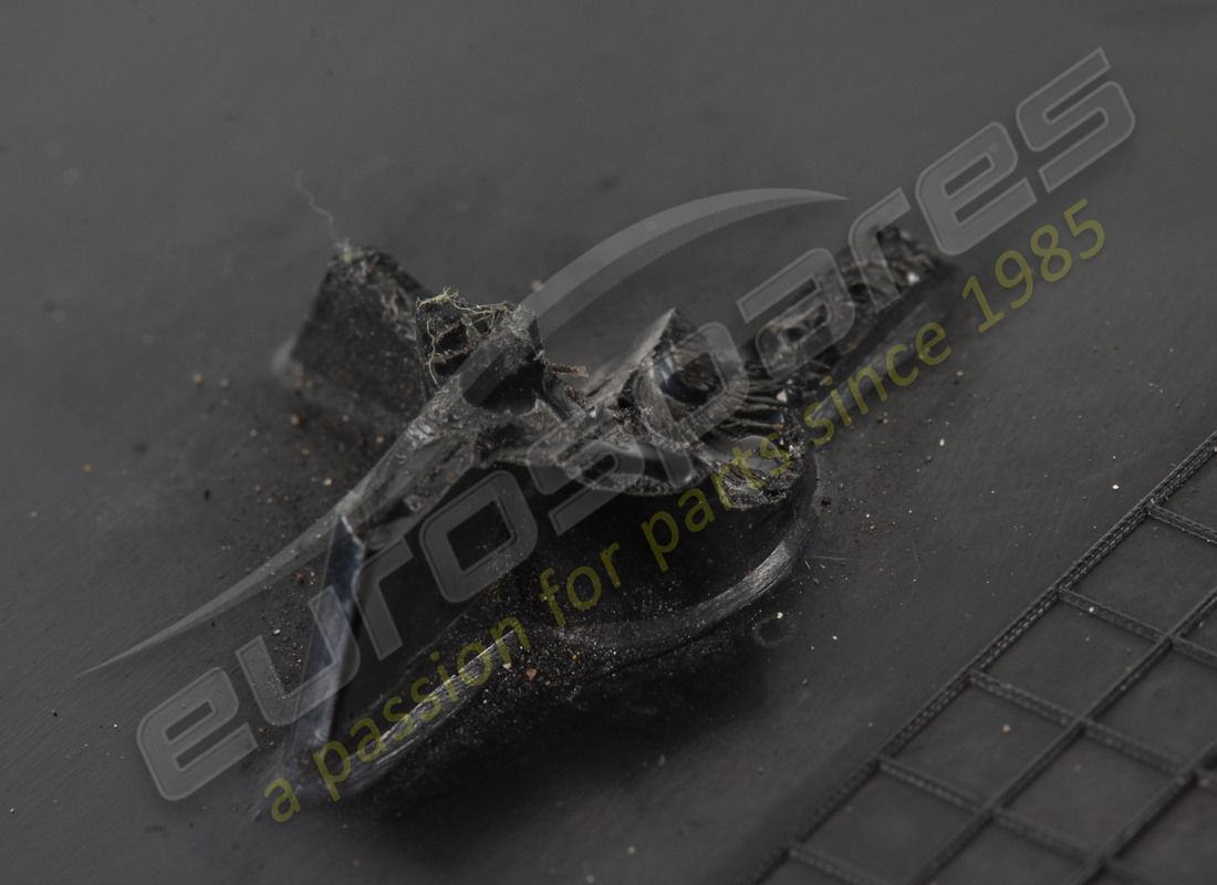 FARO ANTERIORE EUROSPARES DANNEGGIATO. NUMERO PARTE EAP1392841 (11) faro anteriore eurospares danneggiato. numero parte eap1392841 (11)