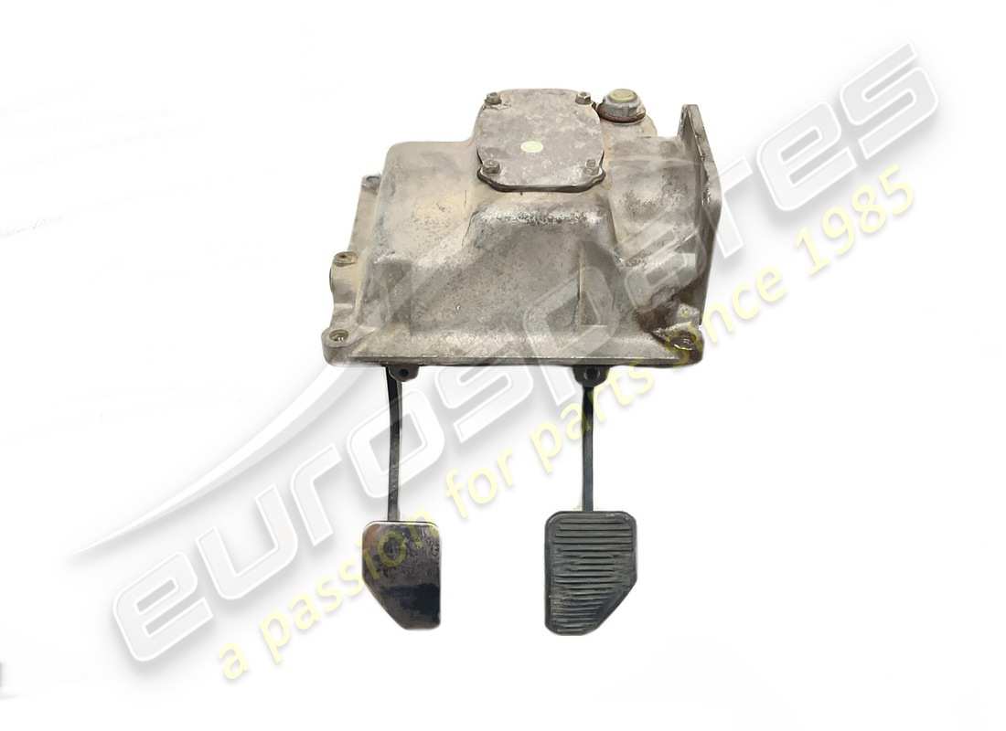 supporto pedaliera ferrari usato completo. numero parte 108022 (4)