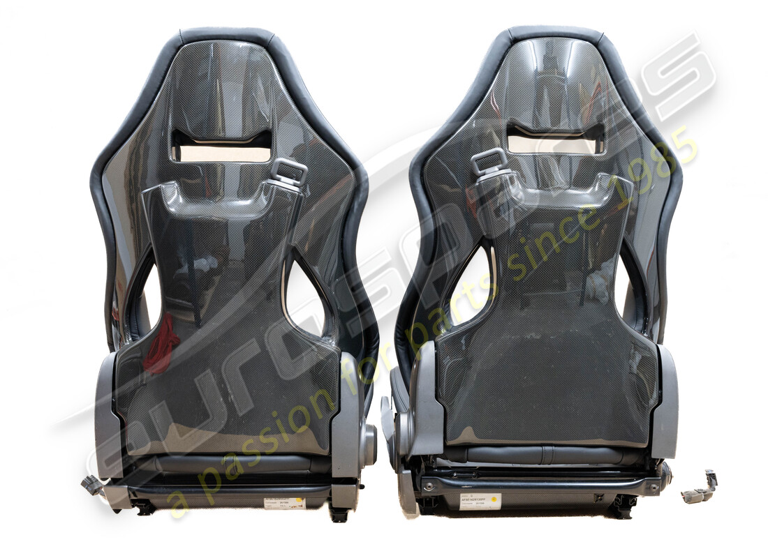 ricondizionato ferrari 488 lhd carbonio posti a sedere. numero parte eap1404981 (3)