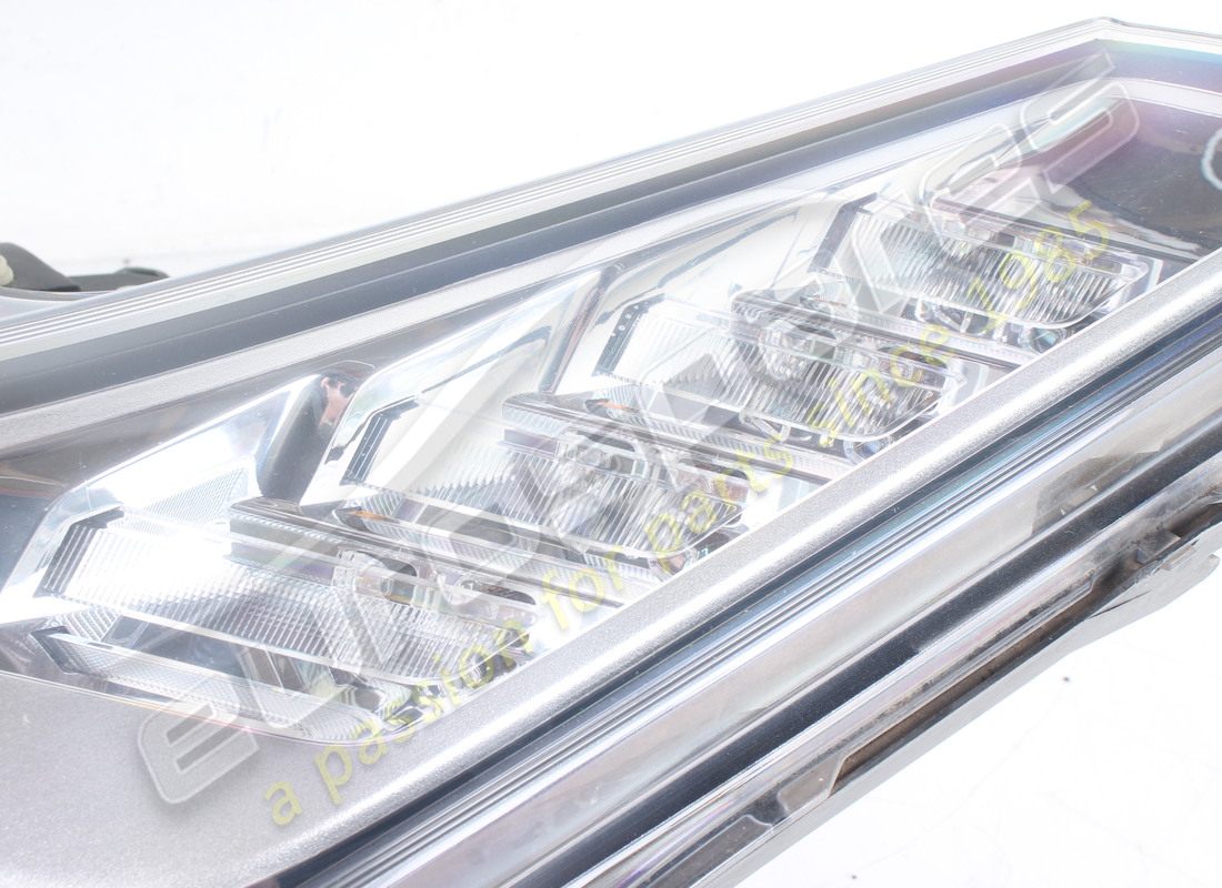 FARO ANTERIORE BI-XENON SX USATO FERRARI AFS. NUMERO PARTE 329981 (3) faro anteriore bi-xenon sx usato ferrari afs. numero parte 329981 (3)