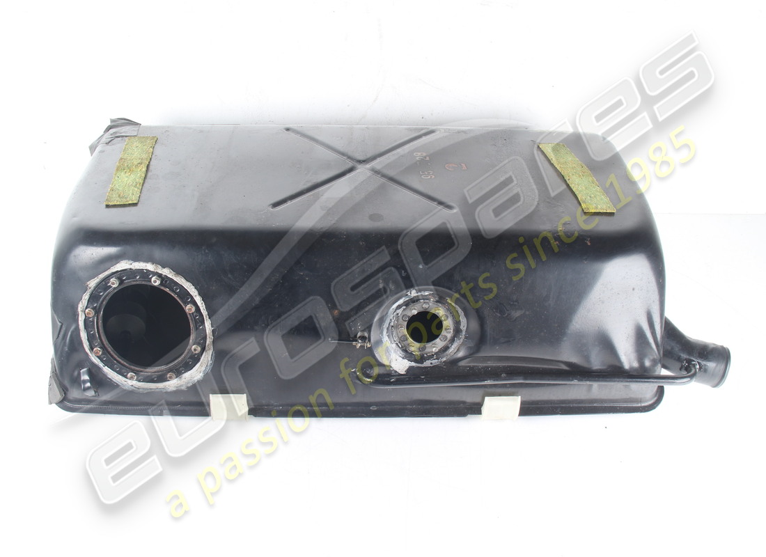 SERBATOIO CARBURANTE Maserati USATO. NUMERO PARTE 379230006 (1)