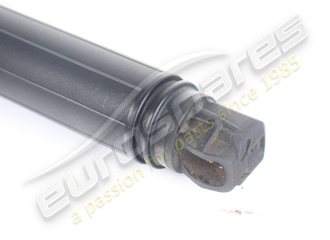 COPERCHIO VANO BAGAGLI FERRARI USATO ACTU. NUMERO PARTE 88037300 (4) coperchio vano bagagli ferrari usato actu. numero parte 88037300 (4)