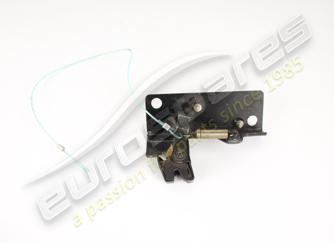 staffa di bloccaggio ferrari usata numero parte guida a guida 61545800 (1)