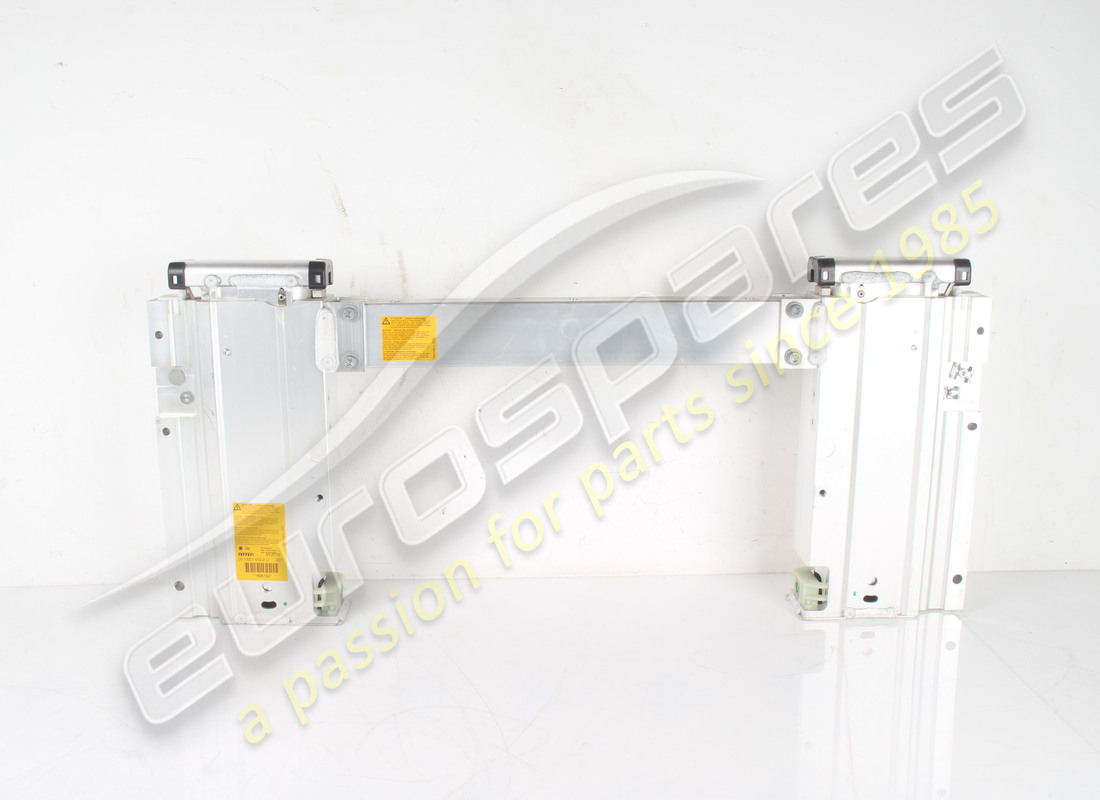 ROLL BAR Ferrari USATO. NUMERO PARTE 69905000 (1)