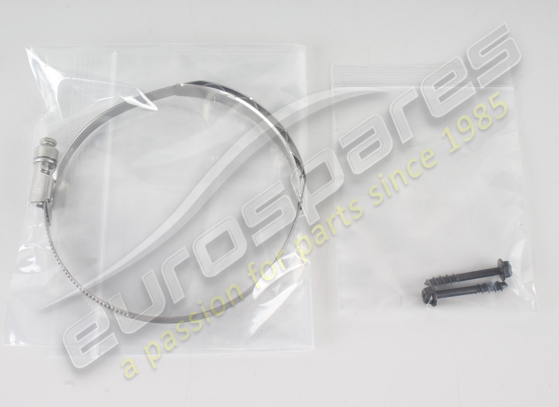 nuovo kit filtro aria motore di aspirazione maserati. numero parte 673011137 (2)