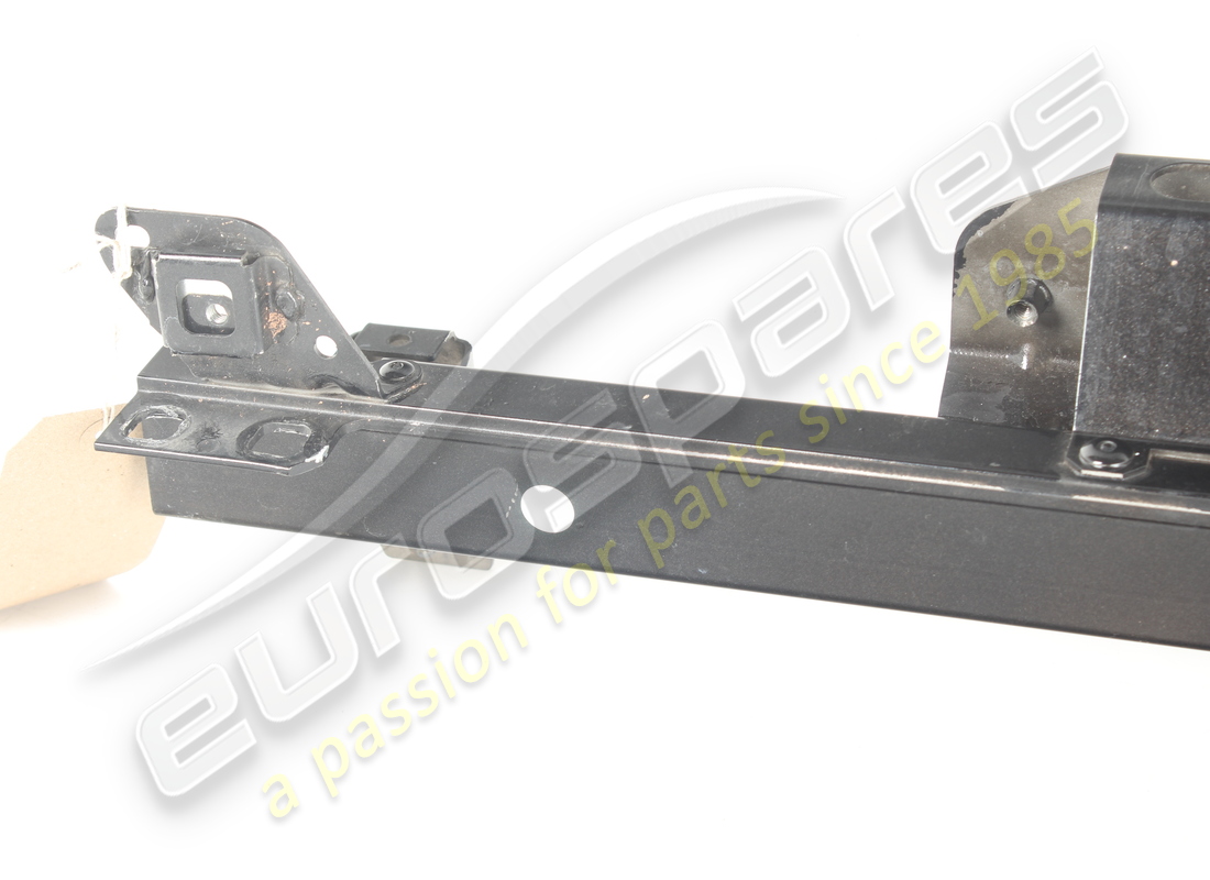 PARAURTI ANTERIORE COMPLETO USATO FERRARI CROSS ME. NUMERO PARTE 85100700 (3) paraurti anteriore completo usato ferrari cross me. numero parte 85100700 (3)