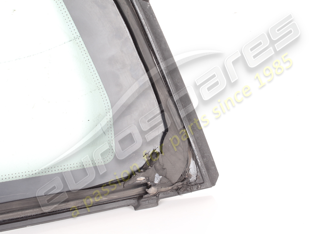 finestrino laterale destro usato lamborghini numero parte 470845300d (4)