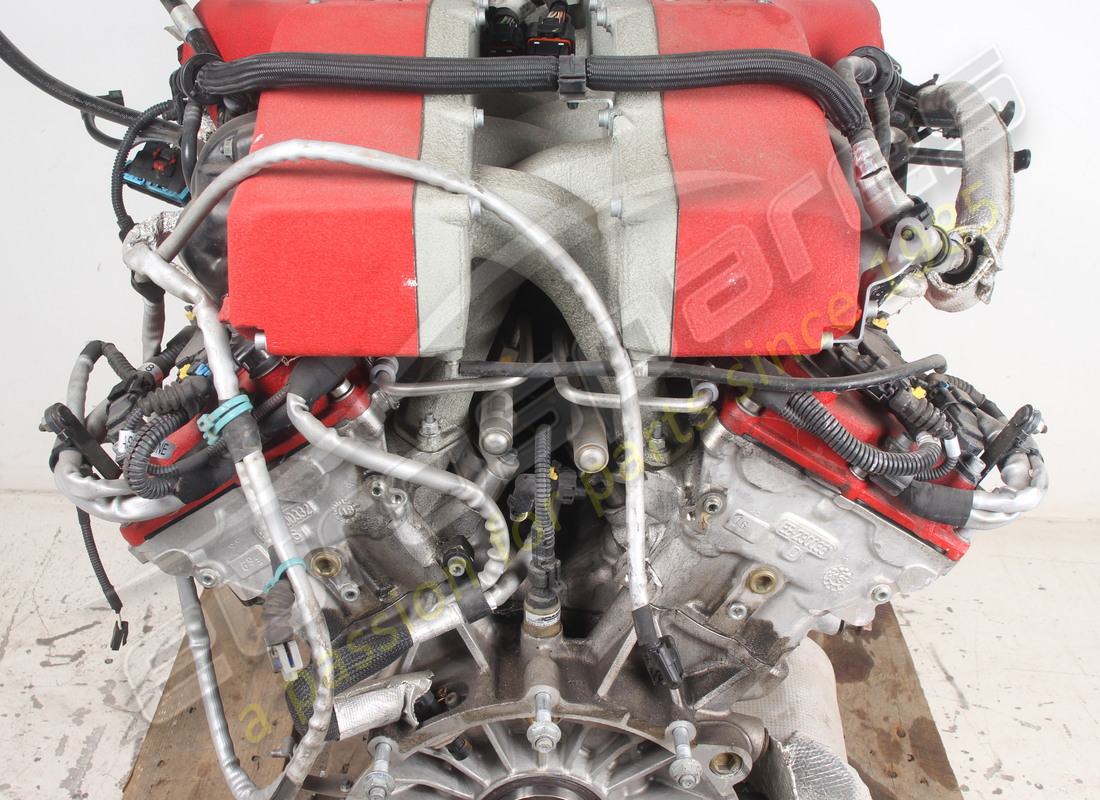 MOTORE FERRARI USATO. NUMERO PARTE 740027000 (2) motore ferrari usato. numero parte 740027000 (2)