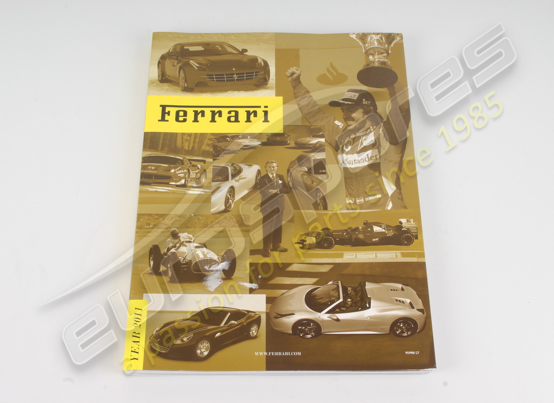 nuovo annuario ferrari 2011. numero parte 95998127 (1)