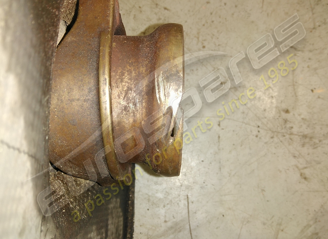 tubo di scarico silenziatore posteriore dx ferrari danneggiato. numero parte 156347 (2)