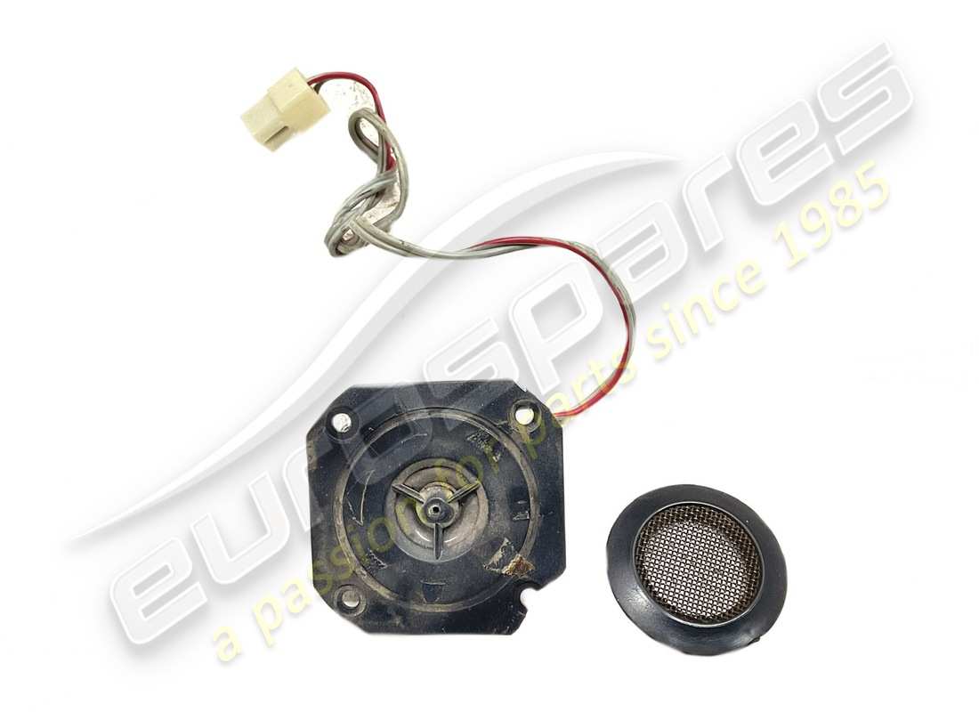 DAMAGED FERRARI SPEAKER . PART NUMBER 62462600 (1)