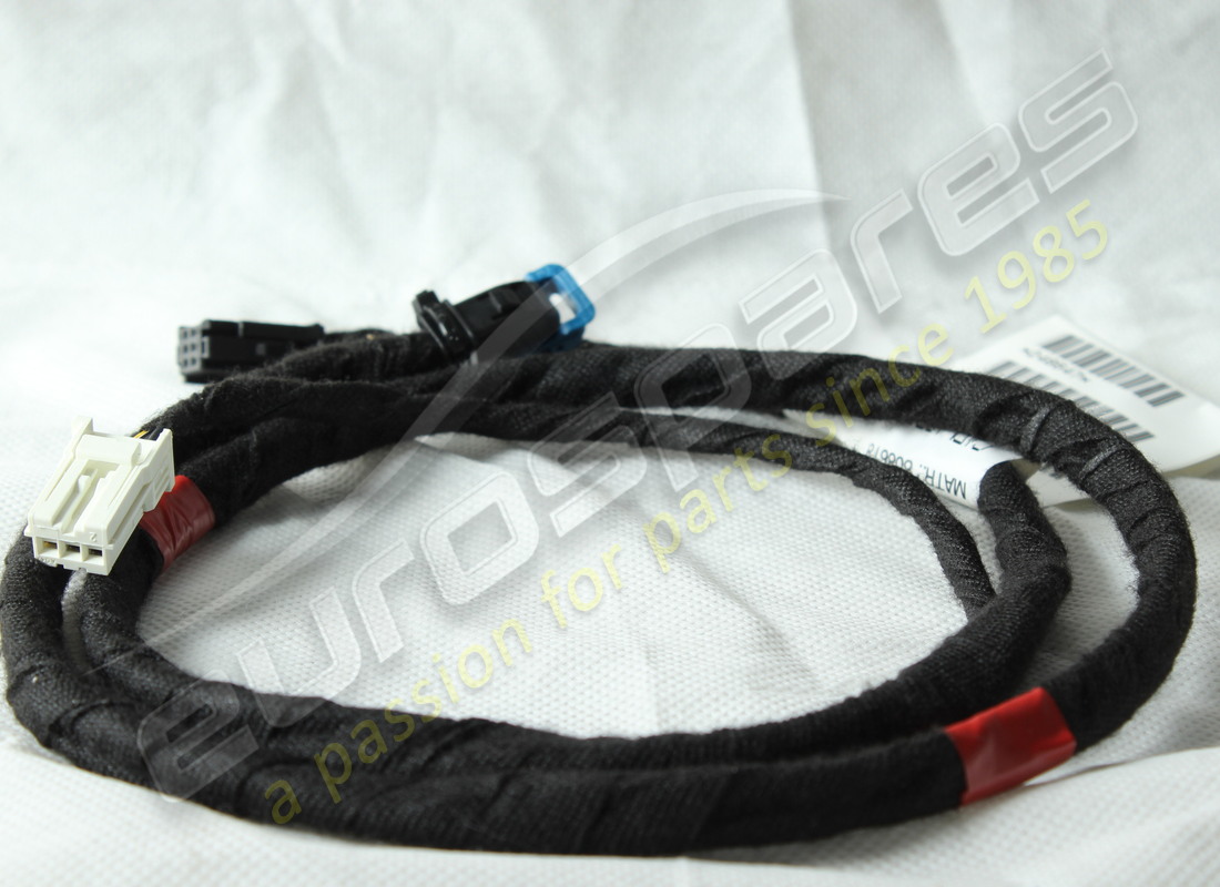 nuovo maserati cavo di connessione presa usb/aux-in. numero parte 248647 (1)