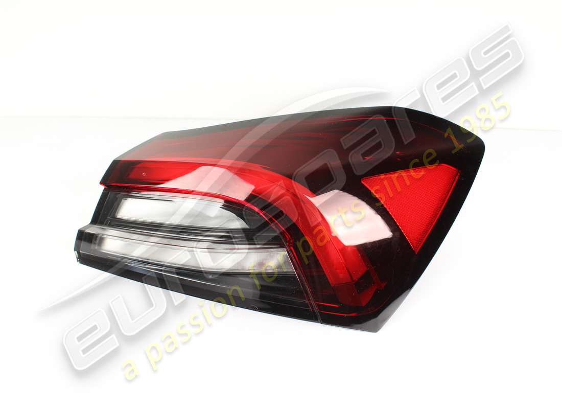 NUOVO OE FANALE FISSO POST DX SCURO . NUMERO PARTE 670159694 (1)