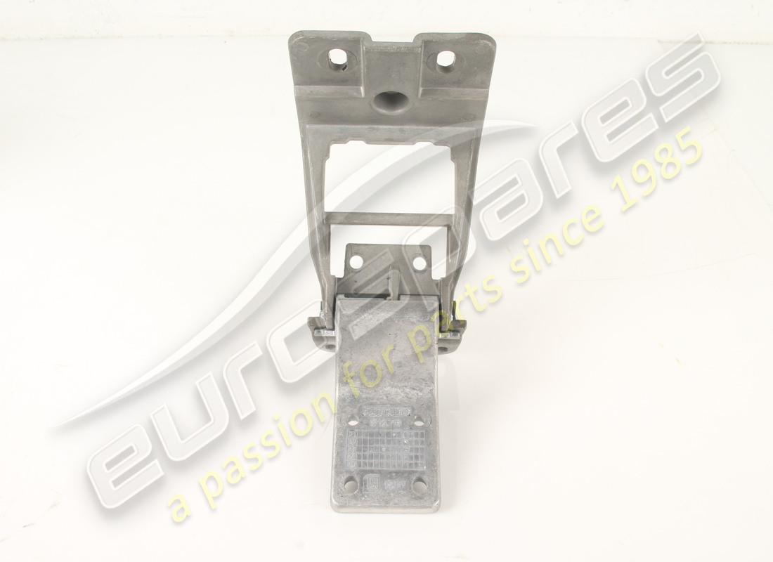 usato ferrari fusione bracciolo tunnel spi. numero parte 811982 (3)