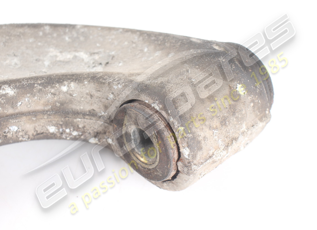 LEVA INFERIORE SOSPENSIONE POSTERIORE SINISTRA USATA MASERATI. NUMERO PARTE 387000013 (7) leva inferiore sospensione posteriore sinistra usata maserati. numero parte 387000013 (7)