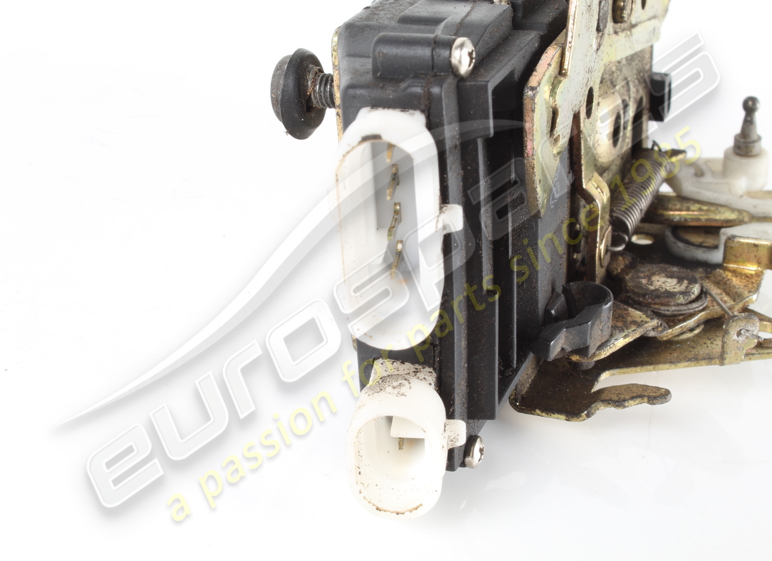 SERRATURA PORTA ANTERIORE DESTRA USATA MASERATI. NUMERO PARTE 374500146 (2) serratura porta anteriore destra usata maserati. numero parte 374500146 (2)