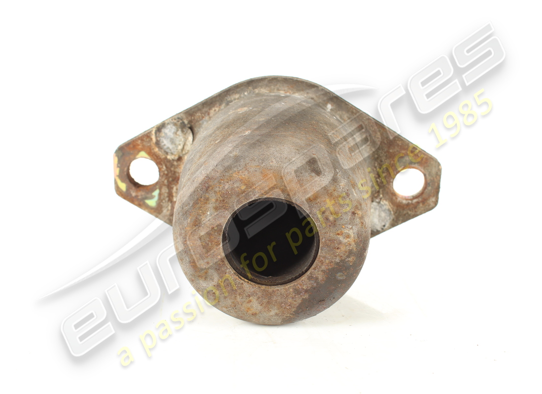 SUPPORTO IN GOMMA MOTORE MASERATI USATO. NUMERO PARTE 394250100 (1) supporto in gomma motore maserati usato. numero parte 394250100 (1)