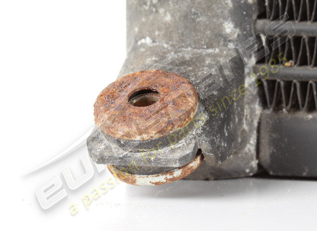 radiatore olio ferrari usato. numero parte 175696 (7)