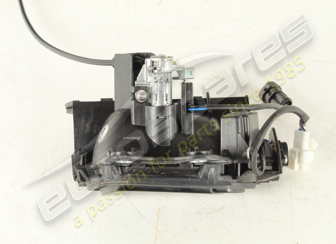 USATO FERRARI MODULO COMPLETO MANIGLIA DX GDX. NUMERO PARTE 820611 (6) usato ferrari modulo completo maniglia dx gdx. numero parte 820611 (6)