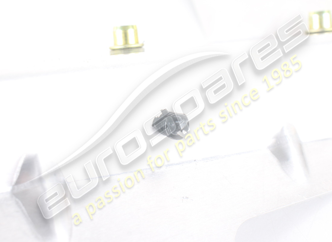 used aston martin bracket footrest rhd part number 6g333n234aa (3)