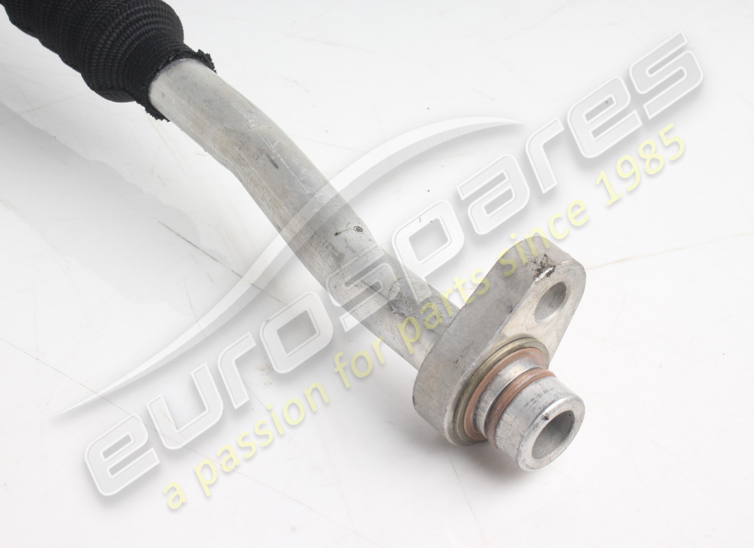 USED FERRARI TUBO RIT. FREON DA SOTTOP. A. PART NUMBER 917477 (3) used ferrari tubo rit. freon da sottop. a. part number 917477 (3)