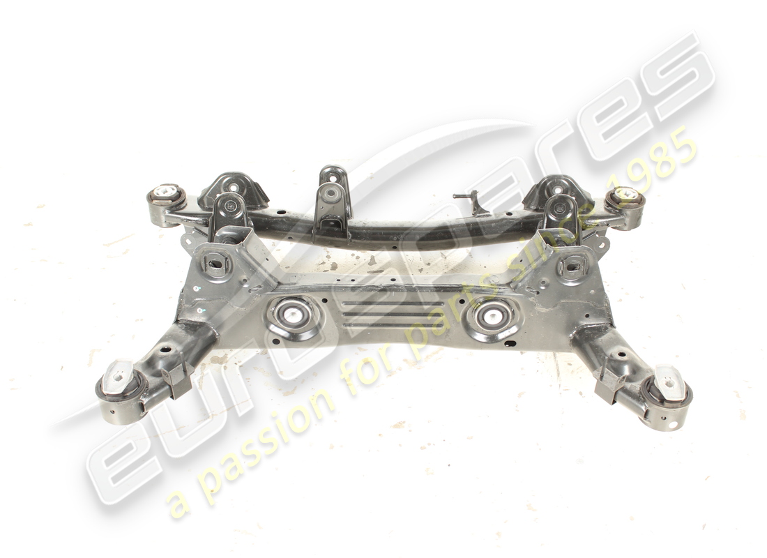 trave trasversale usata maserati. numero parte 675001730 (2)