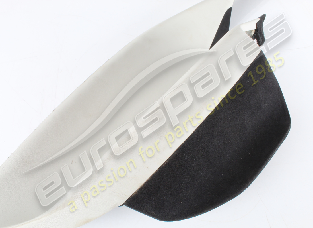 usato ferrari medaglione sx sellato completo. numero parte 784977 (4)