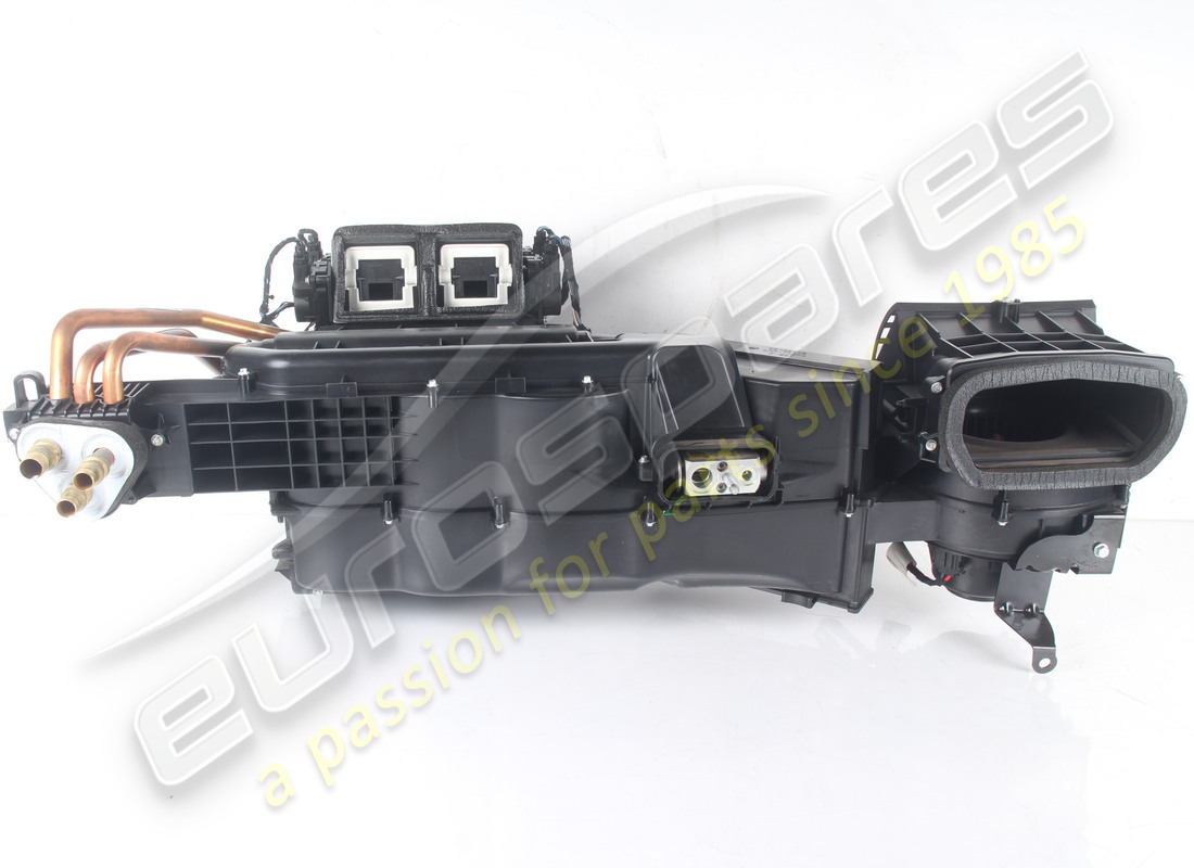 UNITÀ DI CONDIZIONAMENTO DELL'ARIA COMPLETA USATA FERRARI. NUMERO PARTE 88330900 (1) unità di condizionamento dell'aria completa usata ferrari. numero parte 88330900 (1)