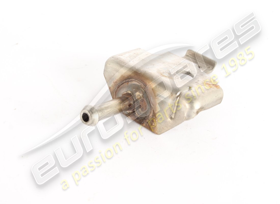 supporto tubo scarico posteriore usato maserati si. numero parte 670160608 (2)