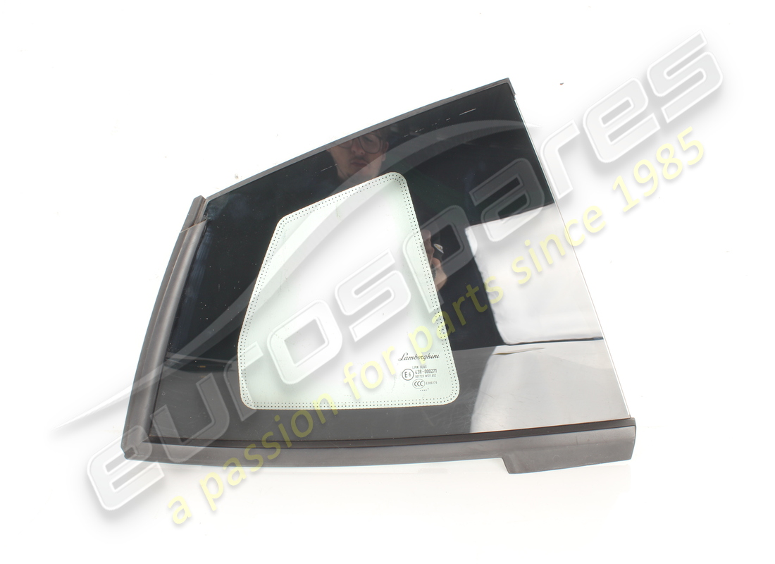 FINESTRINO LATERALE DX USATO Lamborghini NUMERO PARTE 470845300D (1)