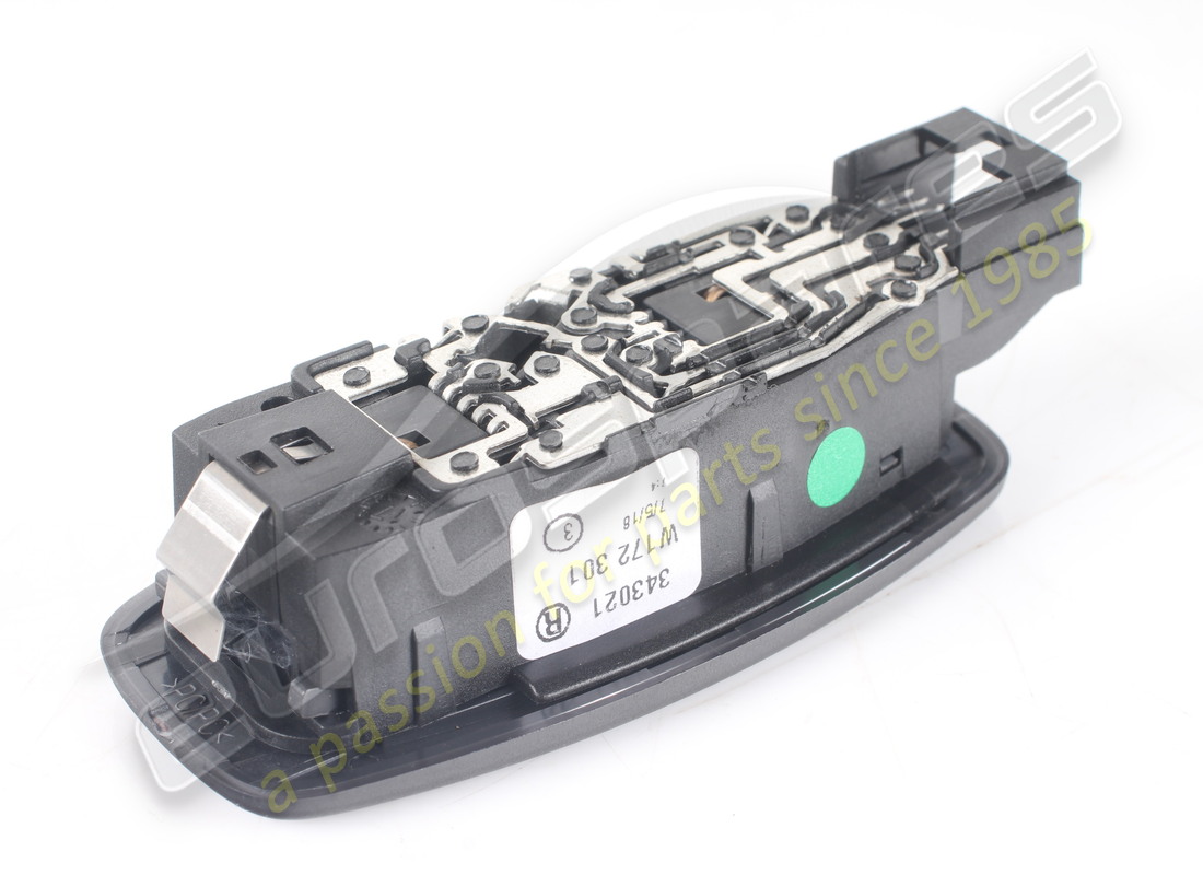 unità luce posteriore soffitto destra usata ferrari. numero parte 343021 (3)