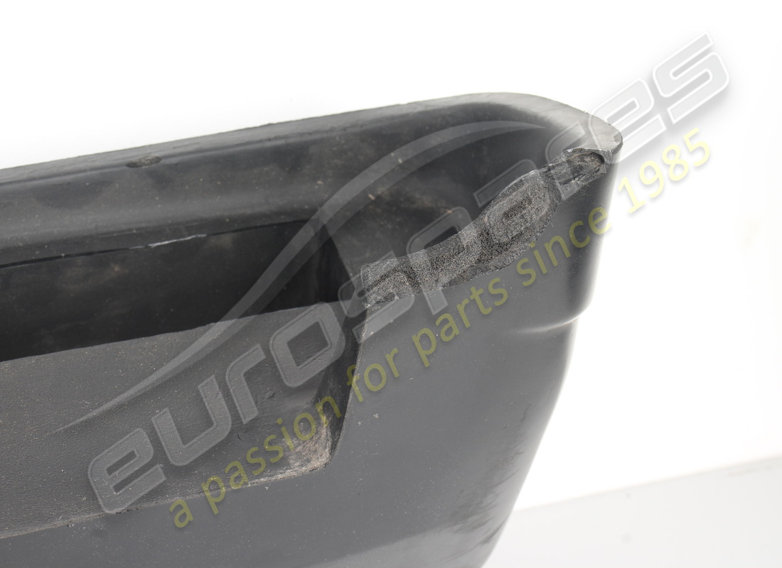 nuovo (altro) ferrari paraurti anteriore. numero parte 60186806 (7)