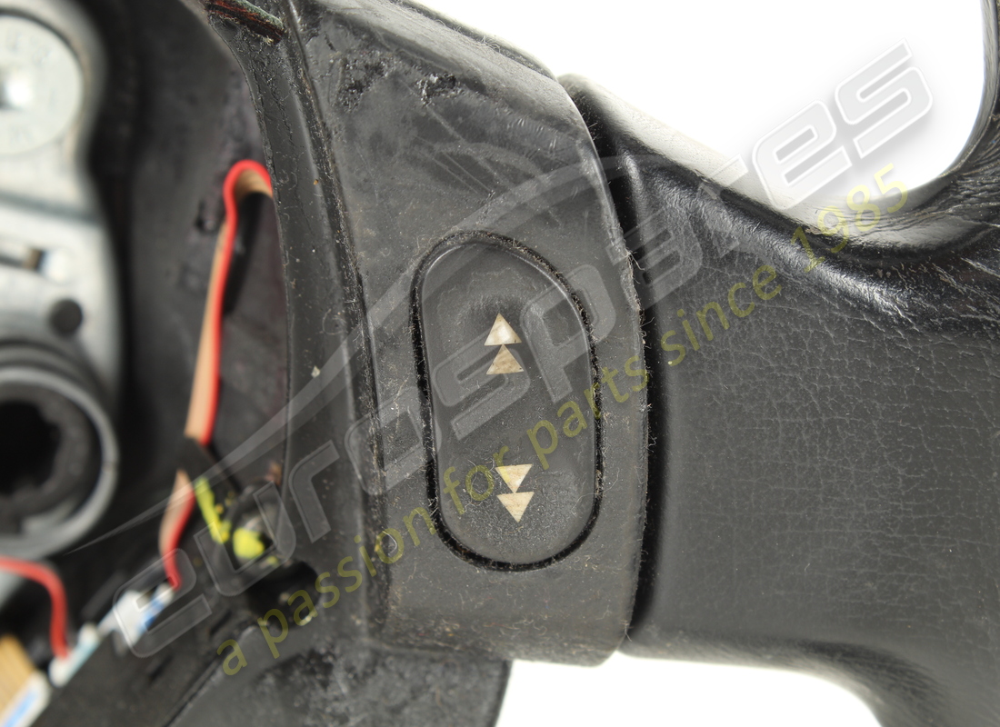 VOLANTE MASERATI NERO USATO. NUMERO PARTE 981340100 (6) volante maserati nero usato. numero parte 981340100 (6)