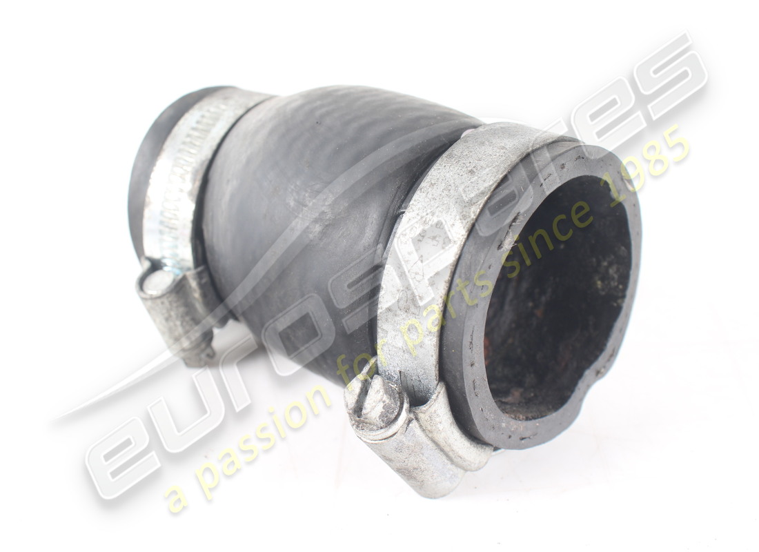 MANICOTTO USATO Maserati DAL MOTORE AL RIGIDO. NUMERO PARTE 384000320 (1)