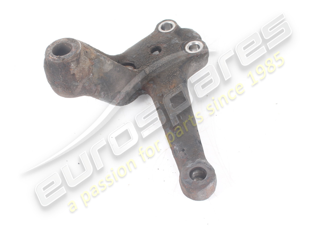 giunto braccio destro usato maserati. numero parte 366600306 (2)