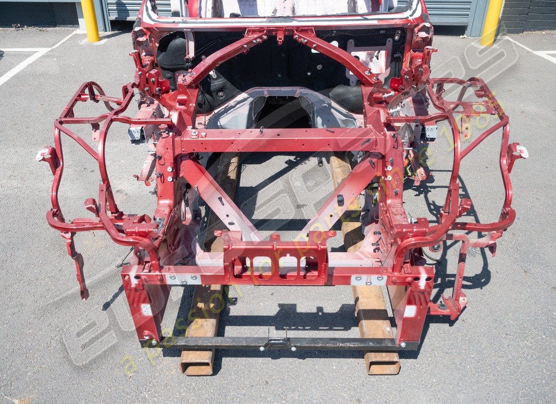 ferrari telaio anteriore usato. numero parte eap1552616 (4)
