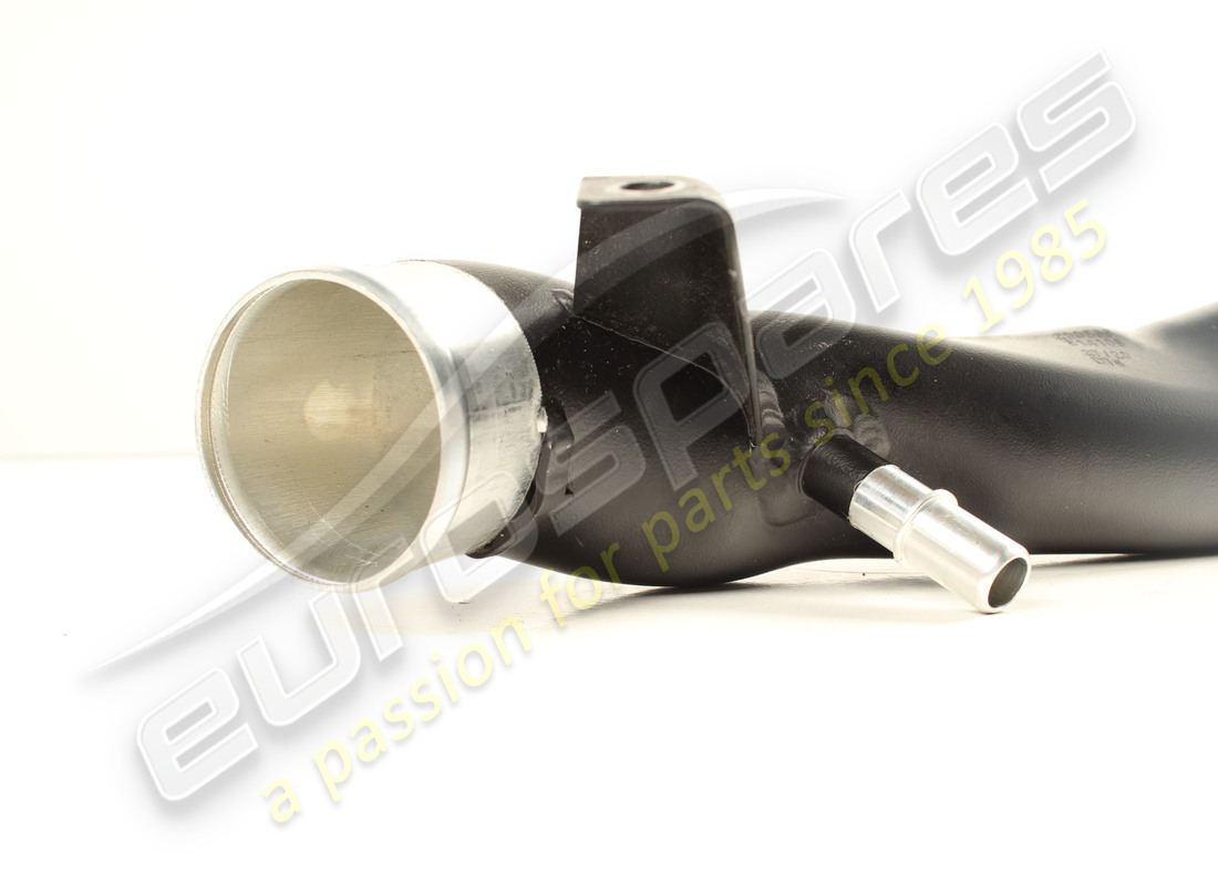 usato ferrari tubo sx da intercooler a. numero parte 814108 (3)
