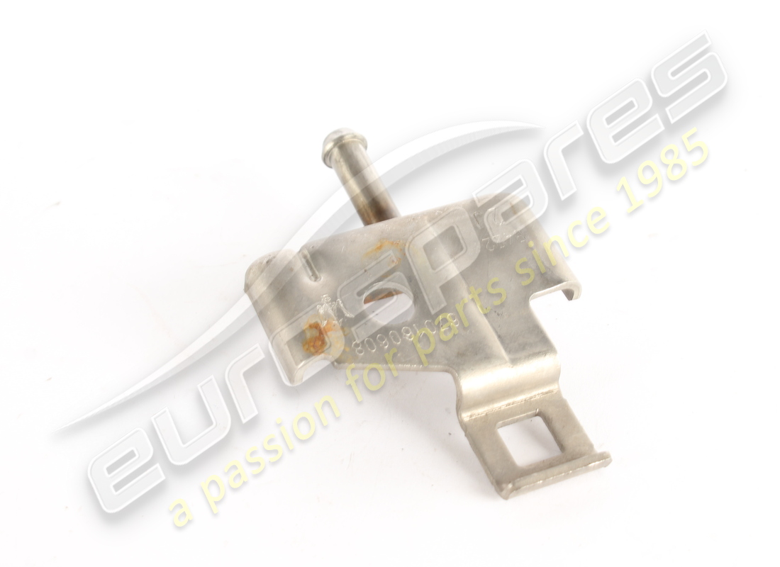 SUPPORTO TUBO SCARICO POSTERIORE USATO Maserati SI . NUMERO PARTE 670160608 (1)