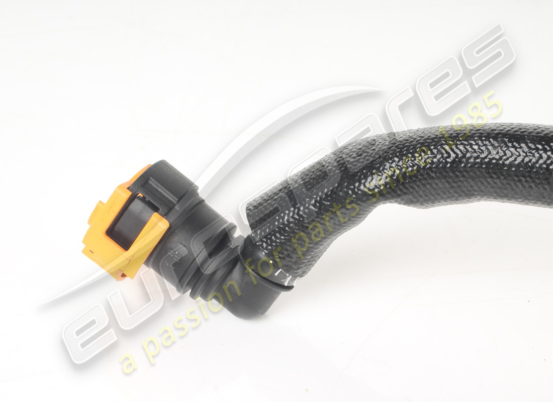 USATO FERRARI TUBO DA SEPARATORE A VALVOLA. NUMERO PARTE 777507 (3) usato ferrari tubo da separatore a valvola. numero parte 777507 (3)