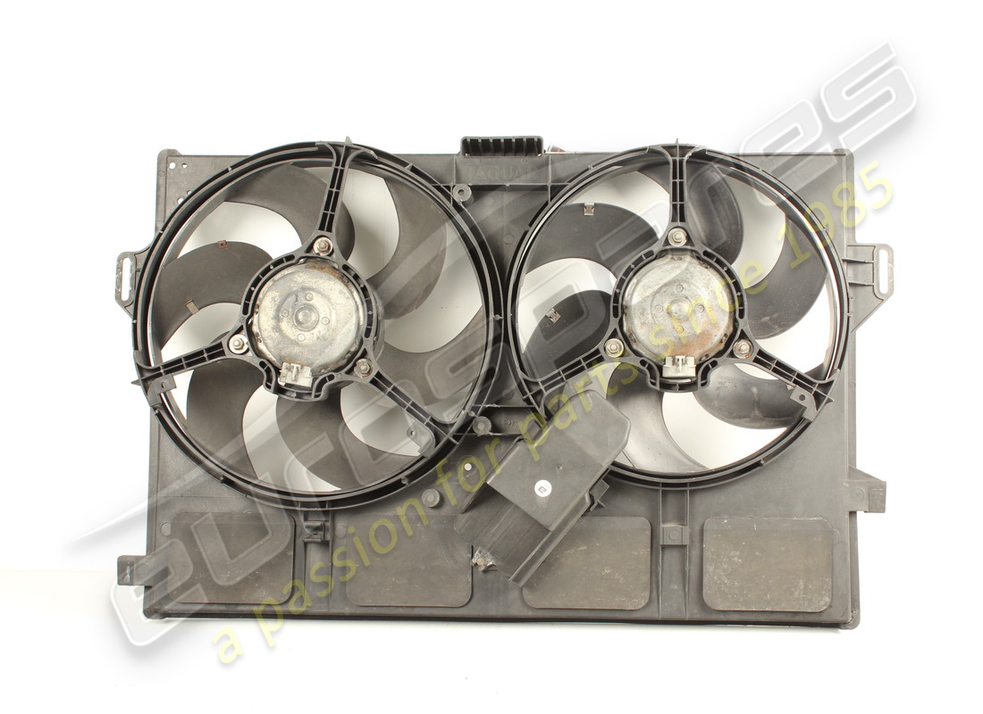 USATO Aston Martin GRUPPO VENTOLA E MOTORE, RADIATORE . NUMERO PARTE 4G438C607AA (1)