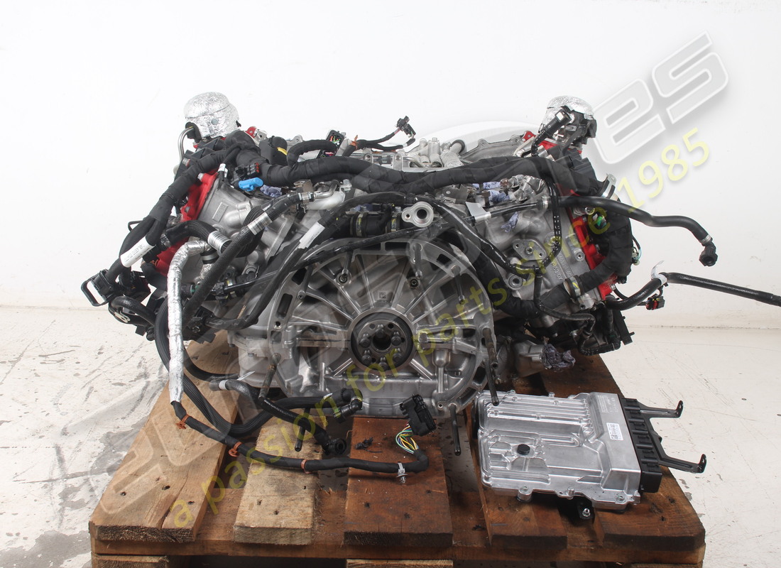 motore ferrari 296 usato. numero parte 985000364 (4)