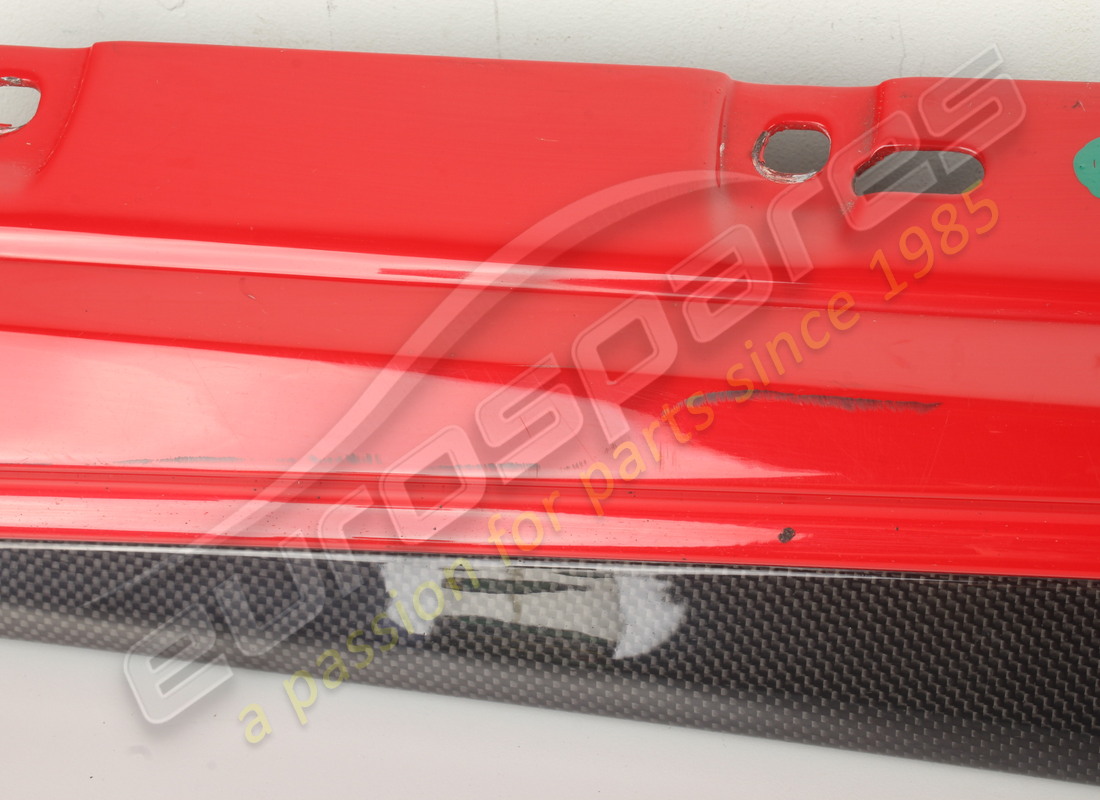 rivestimento sottoporta sx usato ferrari. numero parte 86936410 (5)