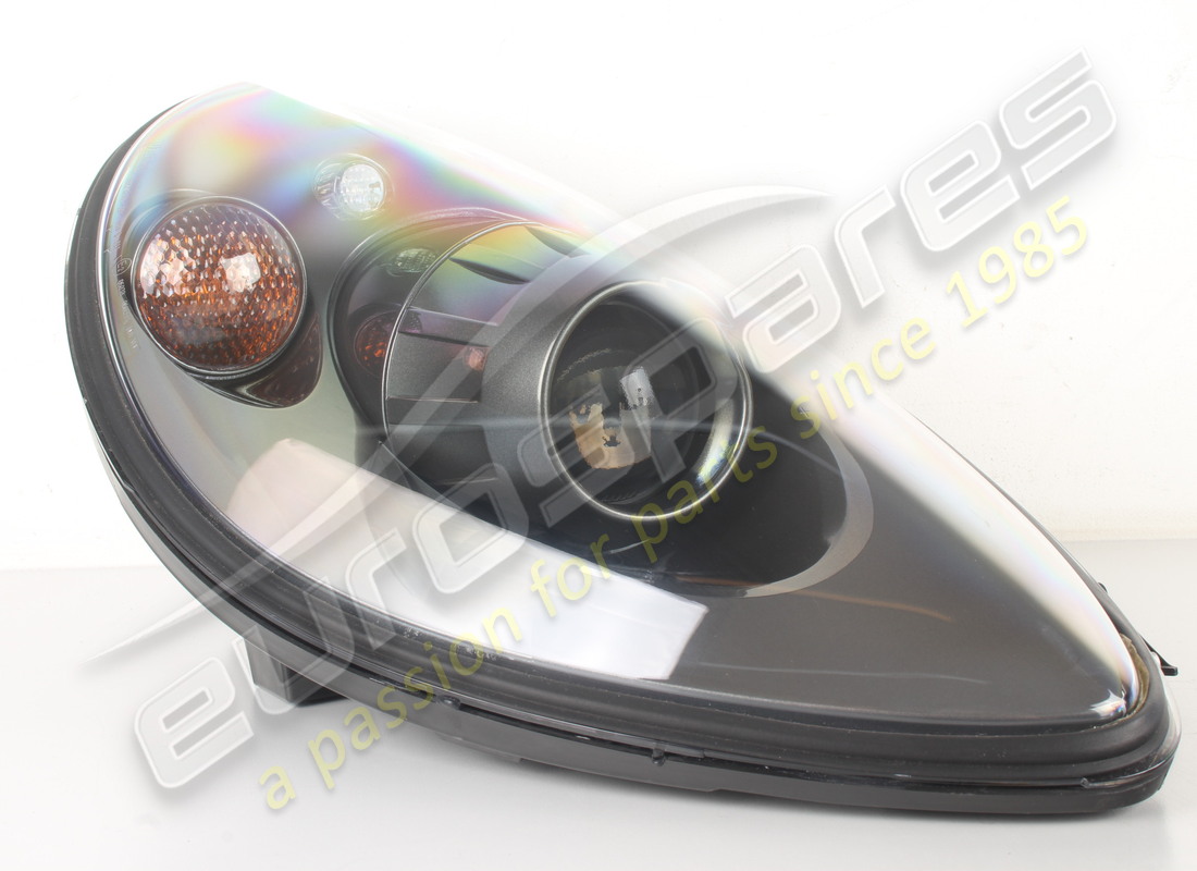 NUOVO (ALTRO) Ferrari FARO ANTERIORE DESTRO GRIGIO SILVERSTONE LHD . NUMERO PARTE 68269196 (1)
