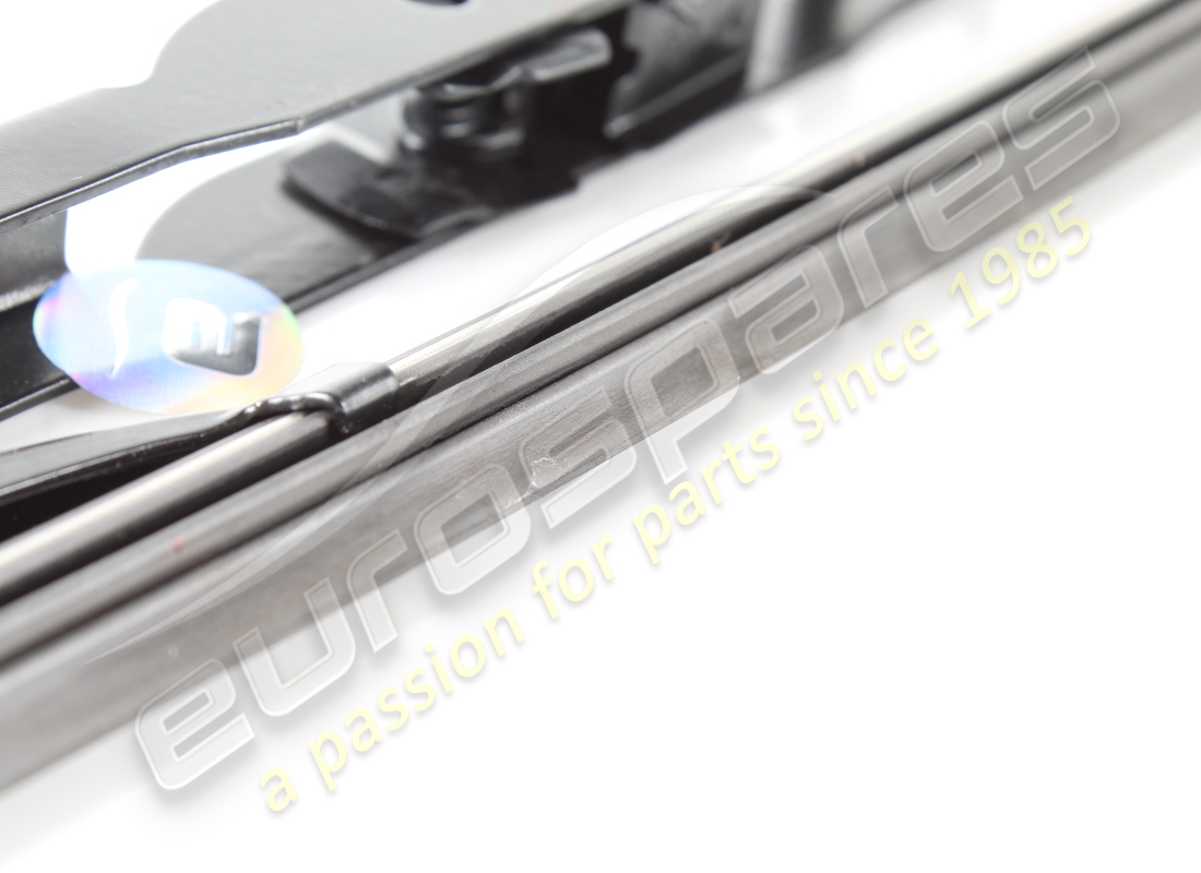 spazzola tergicristallo usata maserati, m336ab. numero parte 313352158 (5)