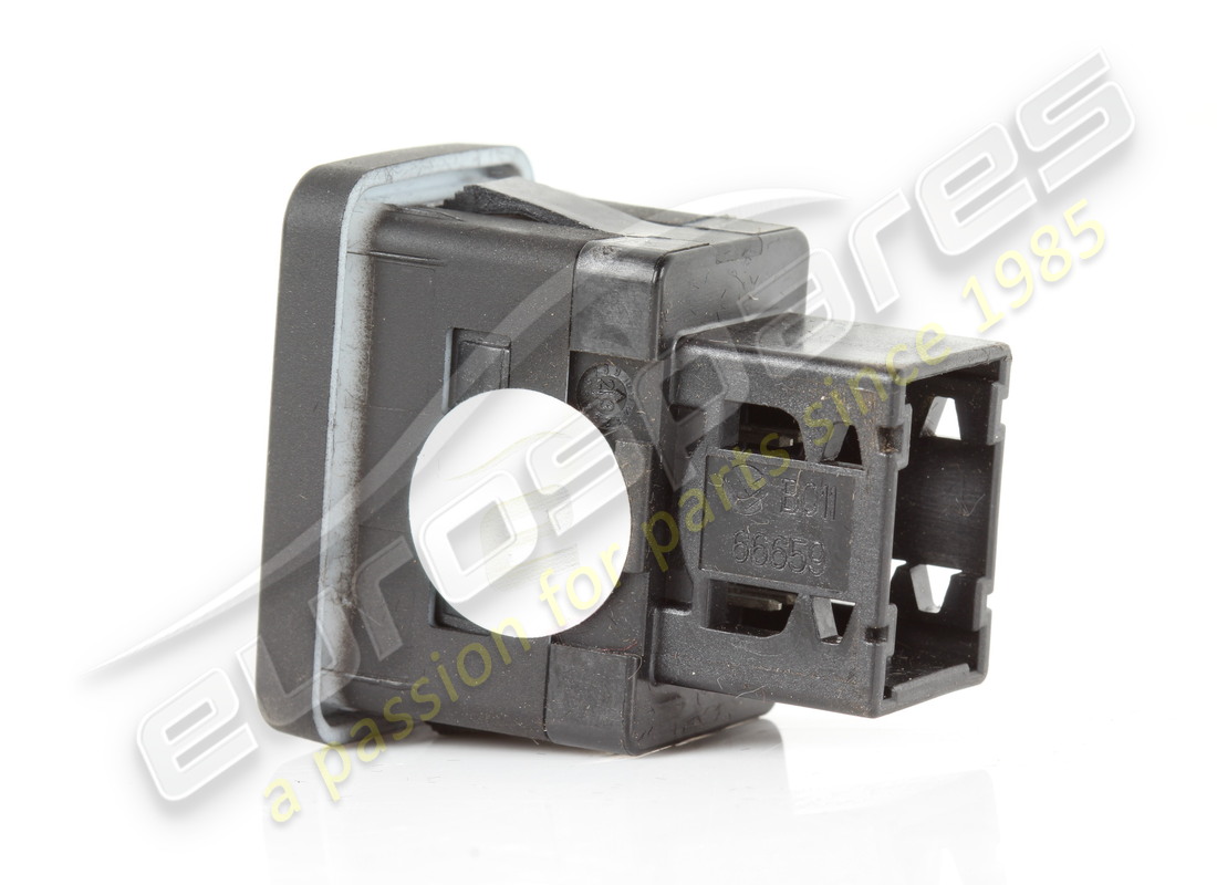 presa usb ferrari usata. numero parte 303226 (2)