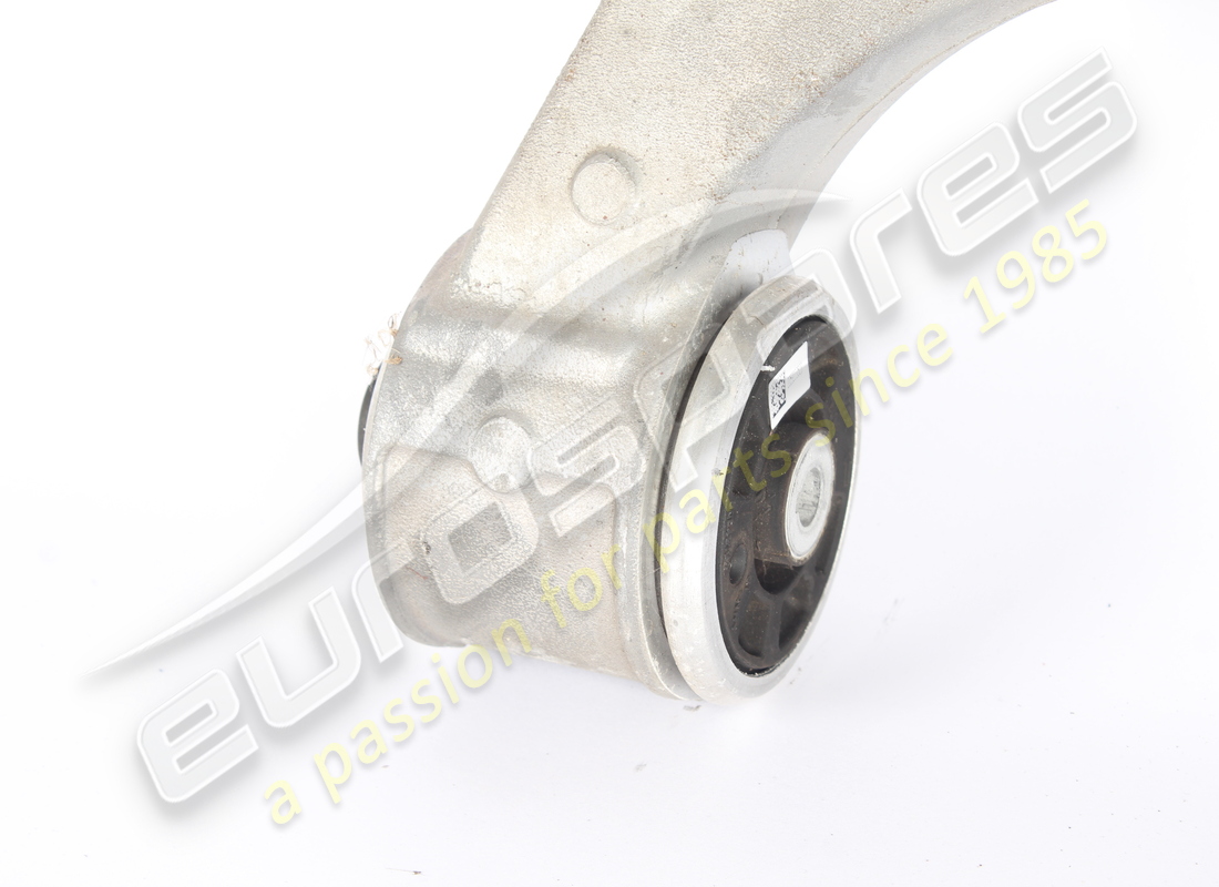 braccio oscillante inferiore sospensione usato maserati. numero parte 675001729 (4)