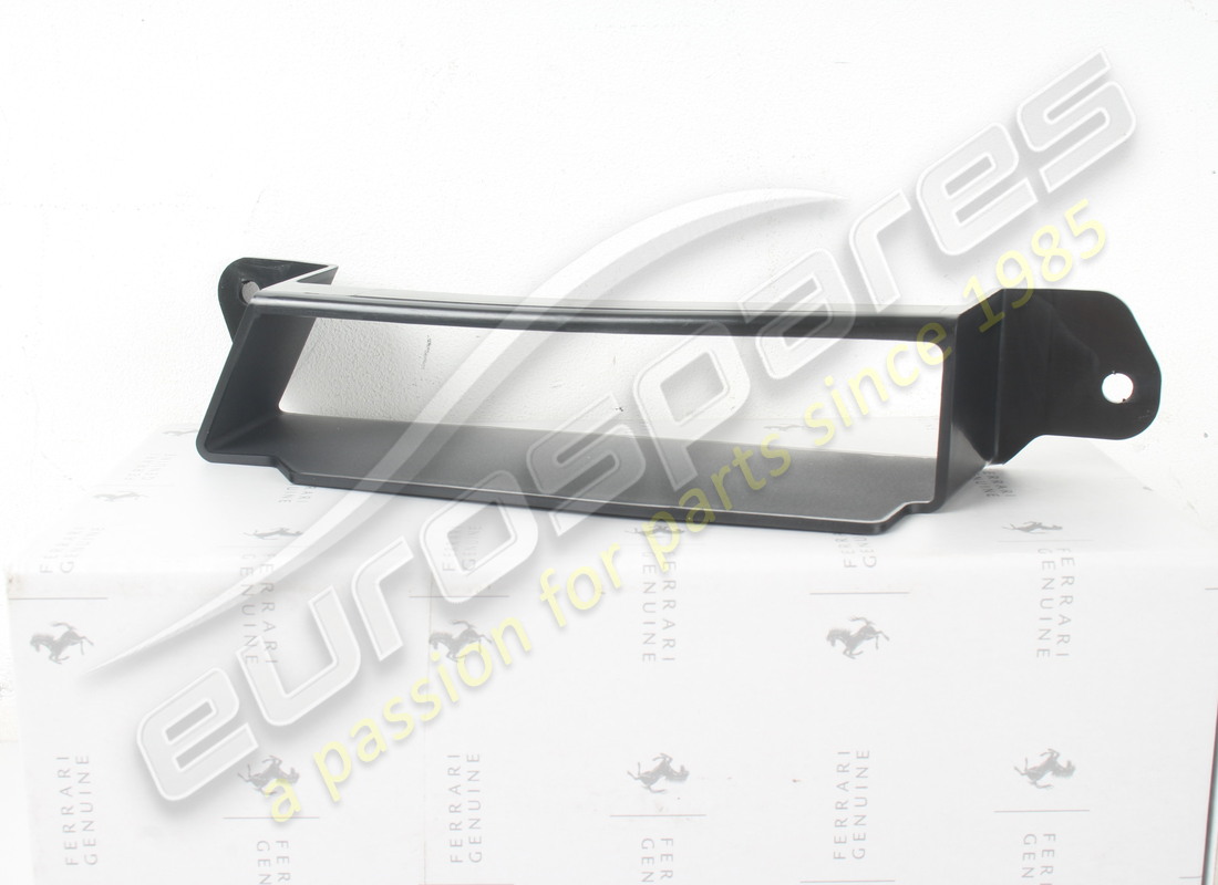 nuovo ferrari condotto anteriore per parte inferiore destro ultimo. numero parte 896082 (1)