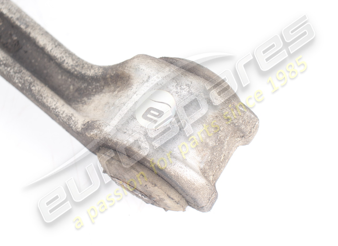 USATO MASERATI BRACCIO INFERIORE SOSPENSIONE ANTERIORE SX. NUMERO PARTE 366600119 (6) usato maserati braccio inferiore sospensione anteriore sx. numero parte 366600119 (6)